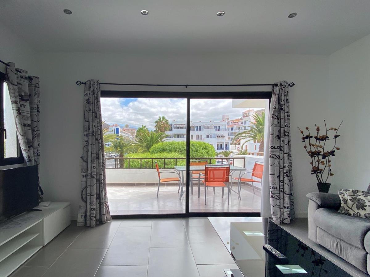 1 Bed Los Cristianos Near The Bus Station Arona  Exterior foto
