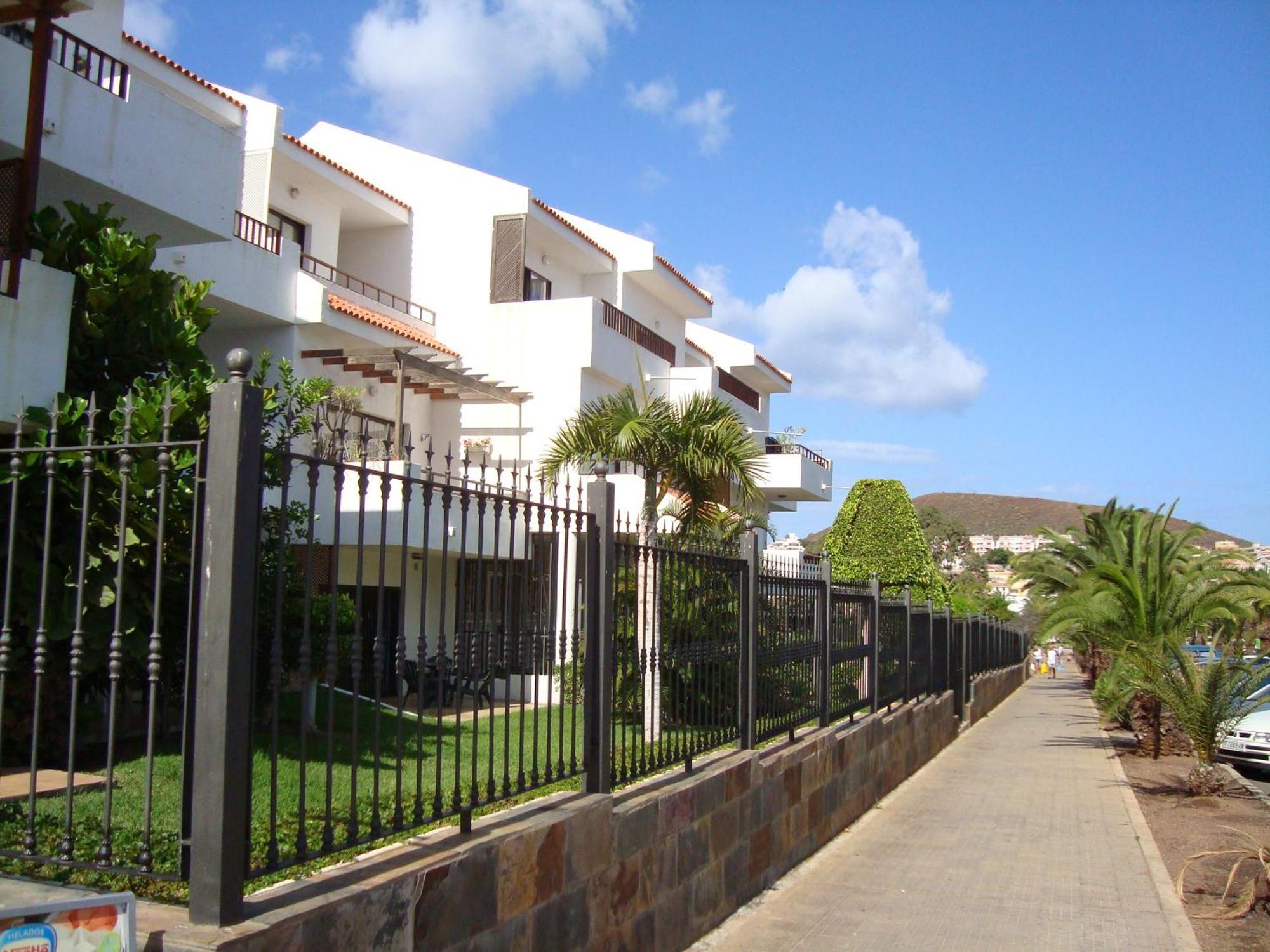 1 Bed Los Cristianos Near The Bus Station Arona  Exterior foto